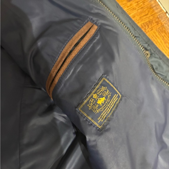 Ralph Lauren Men's Quilted Blue Vest - Picture 12 of 12